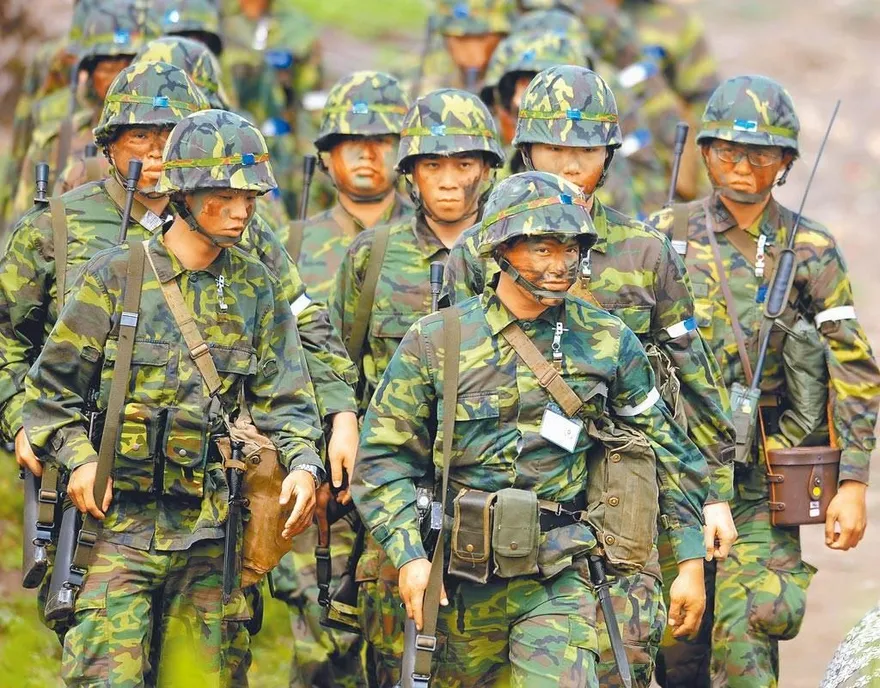 國防部拋震撼彈！擬修法強制「女性教召」