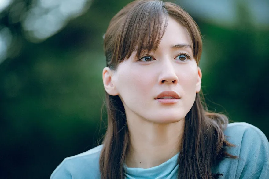 睽違10年合作是枝裕和！綾瀨遙新片痛失愛子　搭諧星大悟演夫妻「有異樣感」