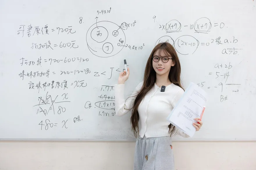 洋基女孩一暄是政大高材生！曾當6年家教　變「最正數學老師」分享讀書秘訣