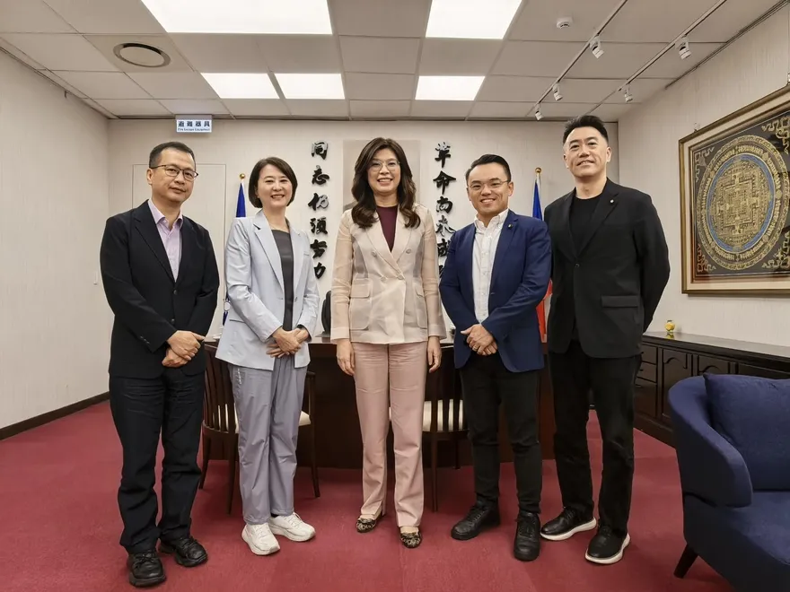 鞭刑打詐公投大復活！國民黨團拜會鄭麗文達成共識　7/3拚逕付二讀
