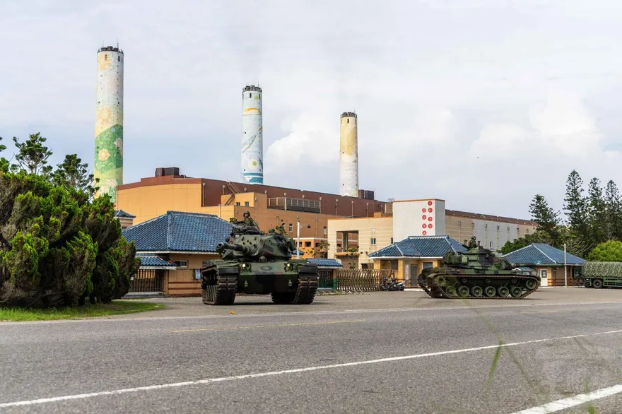直擊/立即備戰守護離島　澎防部M60A3戰車坐鎮發電廠