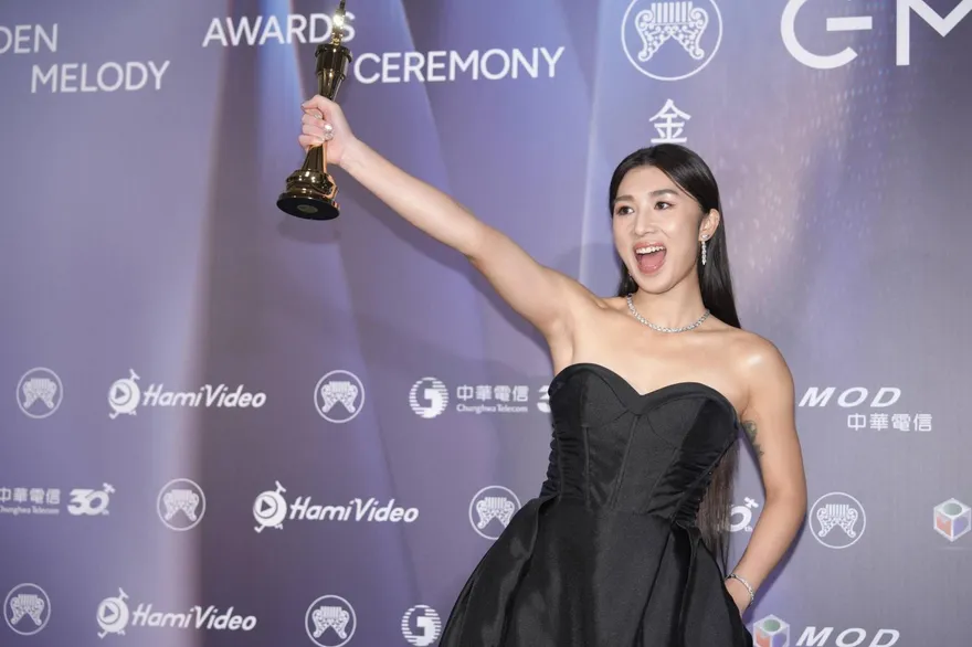 金曲37/錯失新人獎！陳以諾奪最佳客語歌手　感性謝媽媽：把客家精神帶進我生命