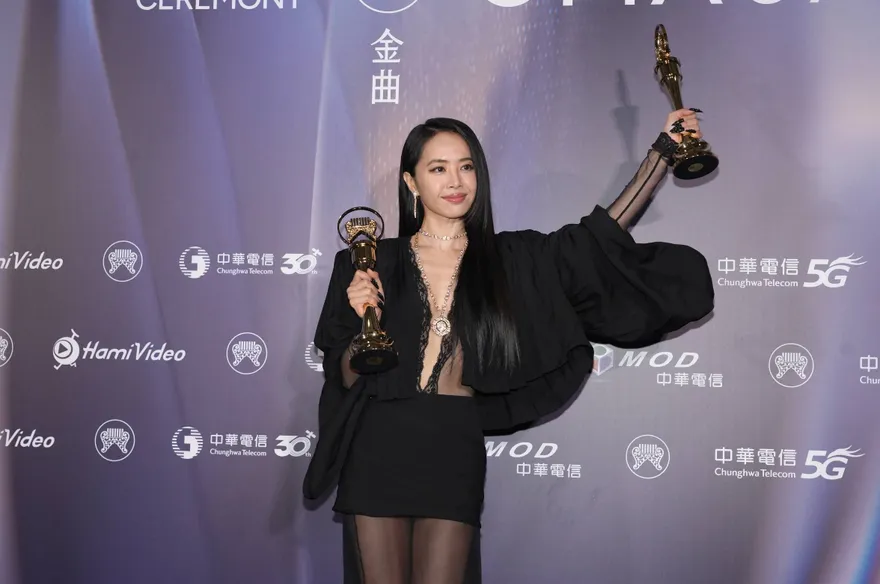 金曲37/蔡依林2度封歌后抱3獎　笑喊：要去喝很多杯