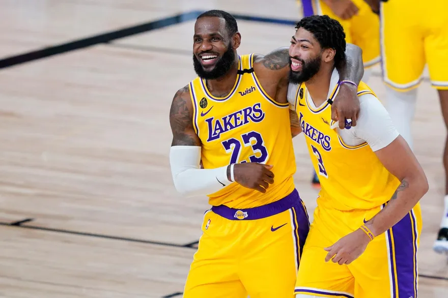 NBA/準備幹大事？勇士傳鎖定詹皇+AD　攜手柯瑞拚冠