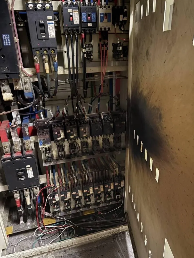 影/金錢豹出事！男員工遭電擊「臉手灼傷焦黑、雙眼張不開」