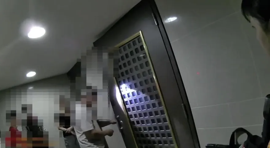 影/三峽獨居翁家中跌倒失聯　友急報案警破門救回一命