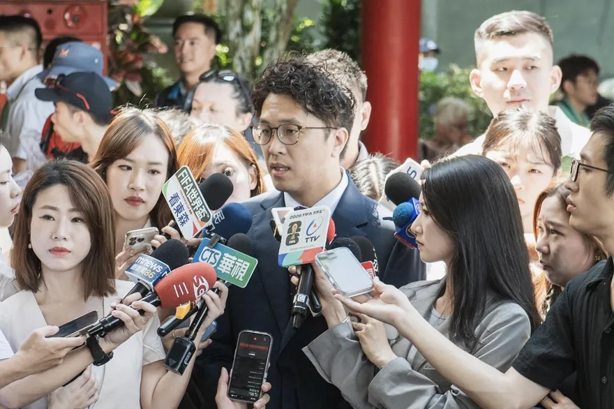 早已拜會萬芳醫院！沈伯洋：原意被曲解極其詭異