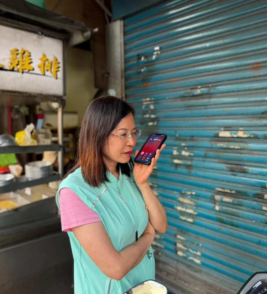 爆綠議員參選人李柏瑟兒砸店打警！母斷絕關係　詹江村開勸了