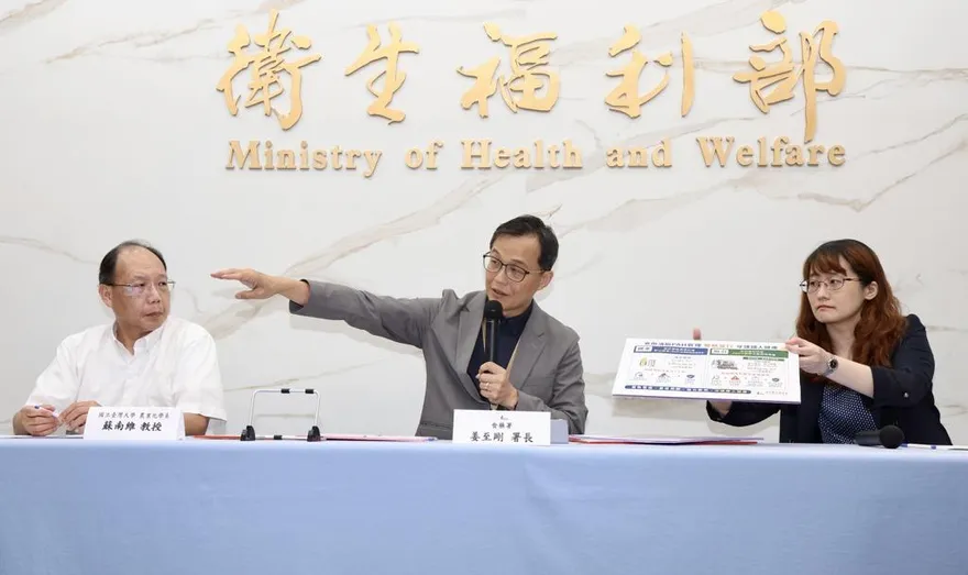 罵爆才公布致癌油下游名單！衛福部急祭3大措施　臉書遭網灌爆