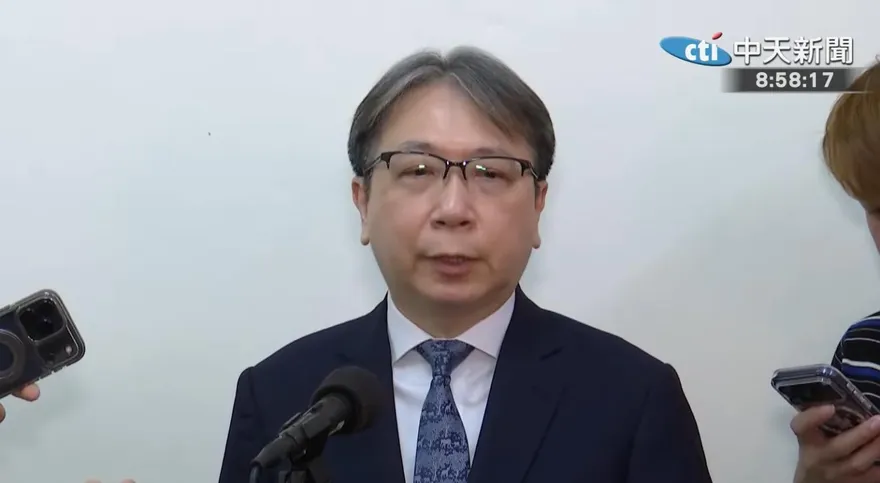 證實部分船艦防颱　蔡明彥曝：大陸4個編隊西太平洋活動