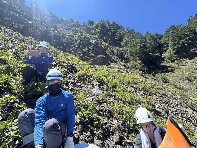 挑戰1天攻南湖大山卻天人永隔！男墜百公尺深谷亡