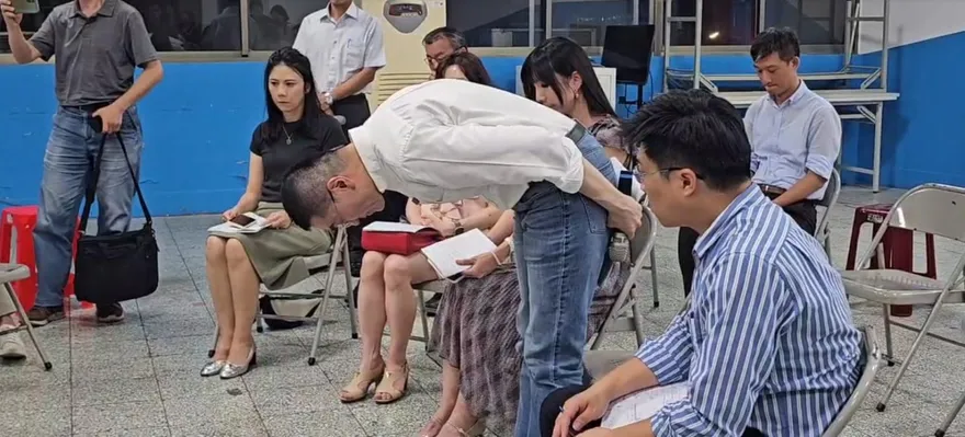 基隆幼兒園3童遭虐待　謝國樑鞠躬道歉：盼讓犯罪者入監服刑