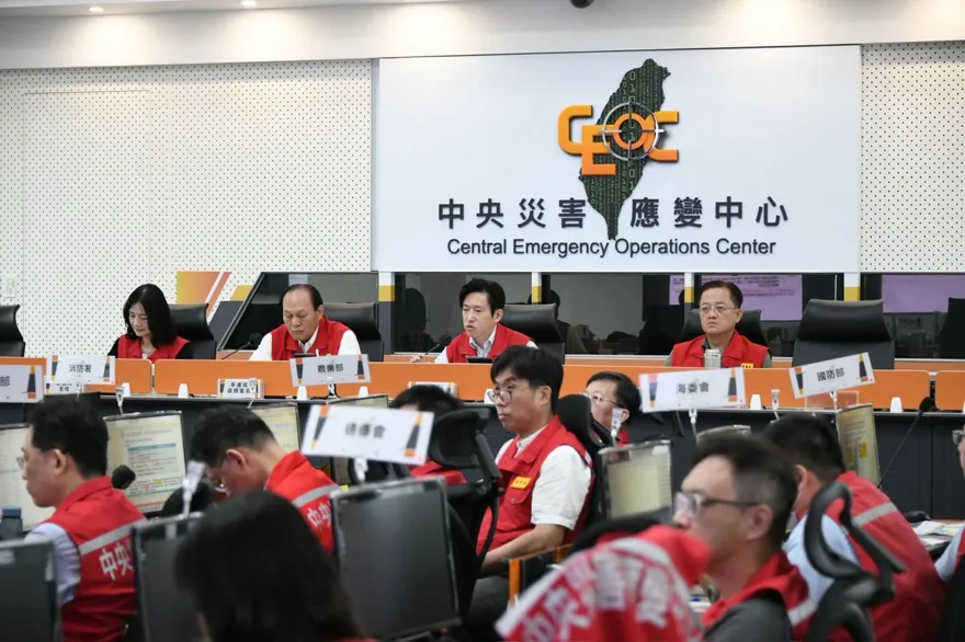 巴威颱風逼近！張惇涵下5指示　教育部將拍板學測「延期或照考」