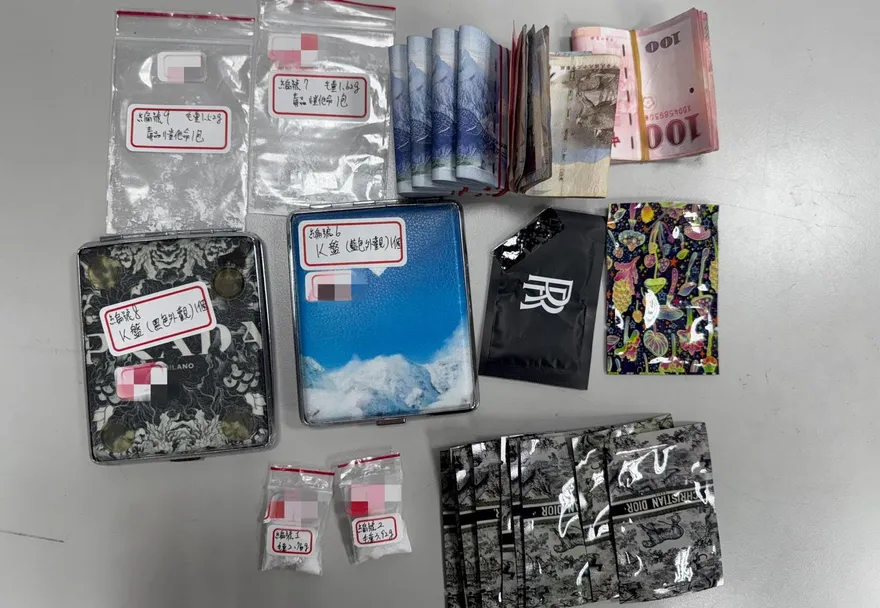 影/高雄販毒集團竟用「閃電麥坤」當代號！警方強勢出擊逮5人