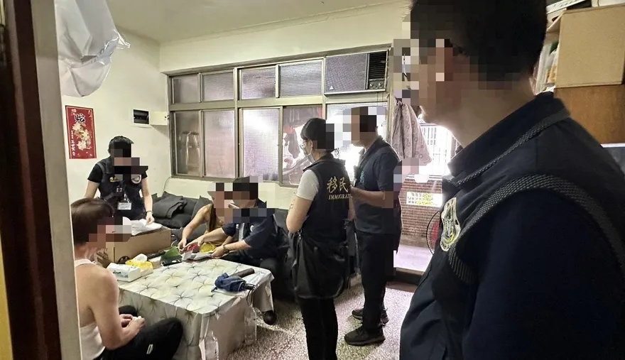 影/越籍移工組偽證集團蚵仔煎攤面交　移民署逮7人