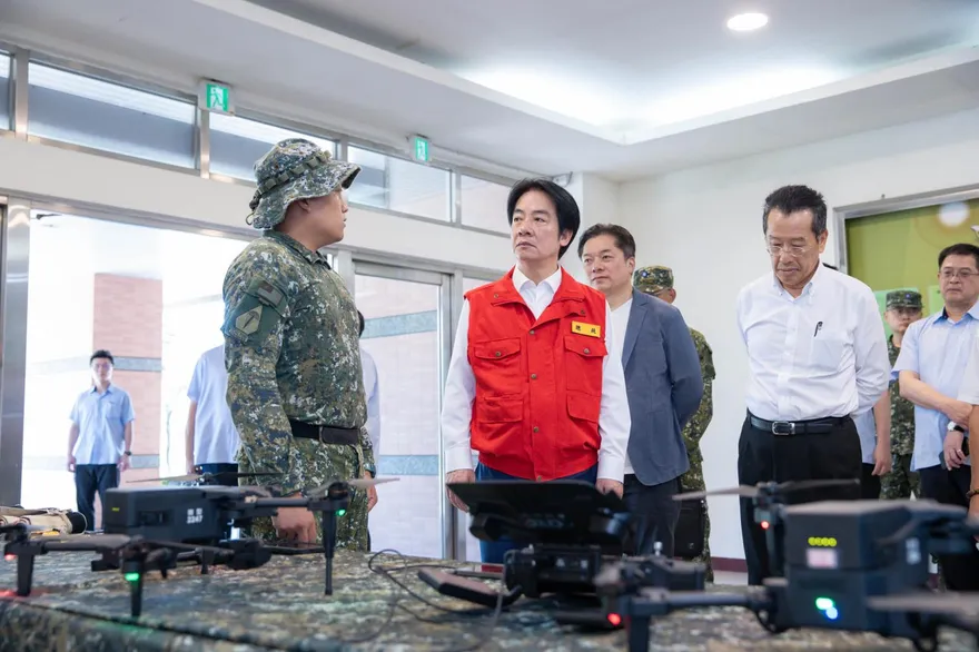 直播/賴清德、卓榮泰抵達中央災害應變中心　發表防颱重要講話