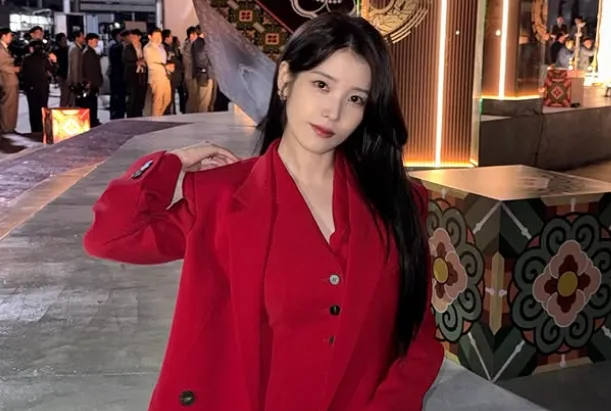 IU、李鐘碩交往4年爆分手！《D社》證實了　原因疑曝光