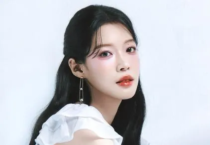 來台10年I人變E人！韓YTR李瑩珠親揭原因　羞曝偶像是女神IU