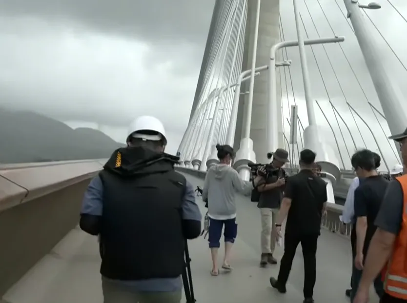中颱巴威暴風圈將襲！淡江大橋20時起封閉　可改走關渡大橋
