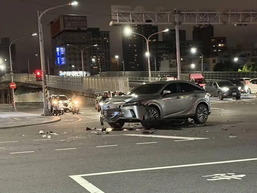 高雄移工遭休旅車撞飛「骨、肉分離」！重創失去生命跡象