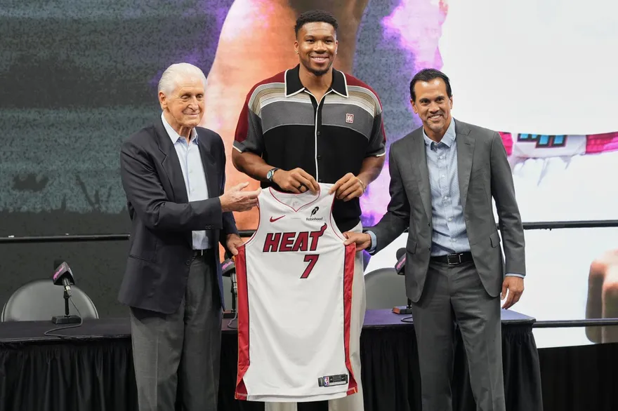 NBA/決定轉戰熱火發展　字母哥：梅西給我勇氣迎接新挑戰