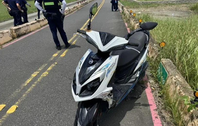新北土城堤外便道機車自摔　騎士命危送醫不治