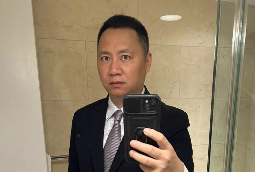 王丹「強吻」男學生遭清大認定性騷擾成立！不服反告學校慘遭打臉