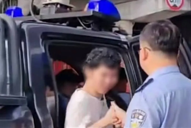 天兵高考生連2天「走錯考場、趕不上公車」　熱心警飛車急送順利應考