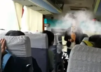 影/出遊打瞌睡被導遊指責「不尊重」　情勒表示：等妳睡醒我們再走