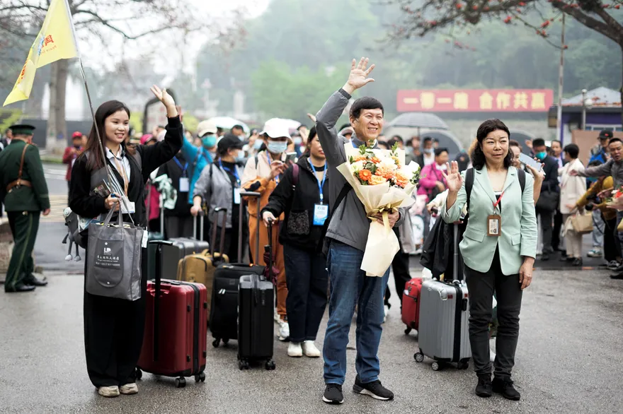 大陸旅行團將審核參團旅客職業　從事記者、律師等「敏感行業」恐被拒