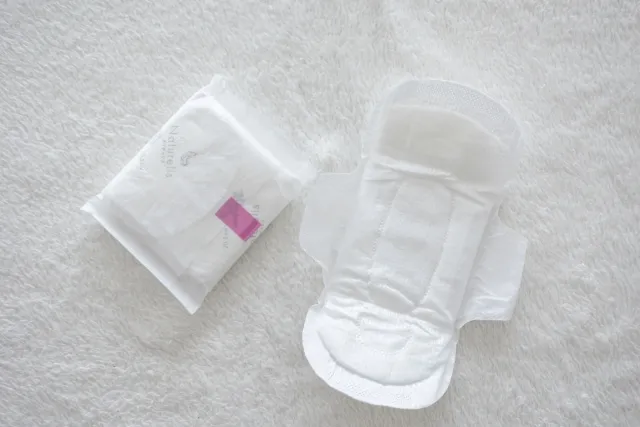 迷信「月經不潔」！尼泊爾16歲少女生理期　入住「月經小屋」慘遭蛇咬死