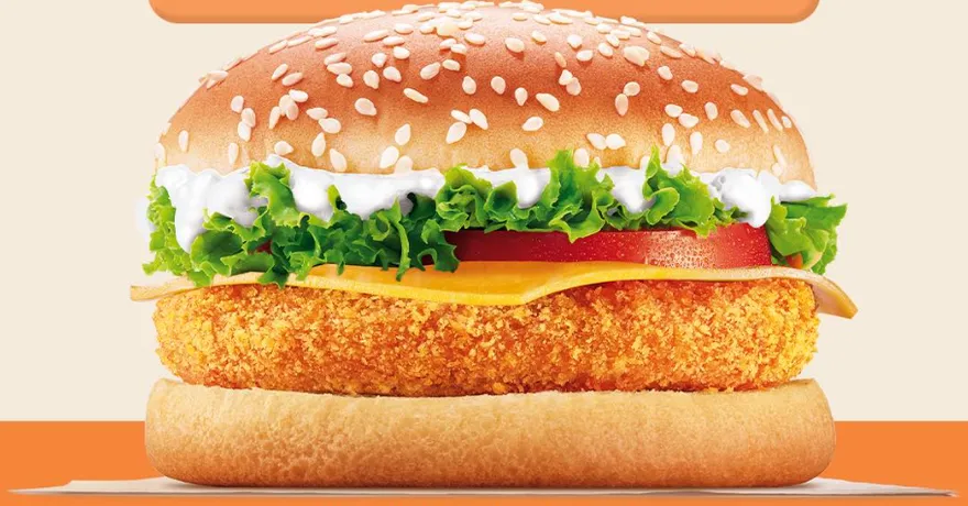 暴雨致番茄價格飆漲700％　印度漢堡王門市「凍未條」宣布：番茄去度假了