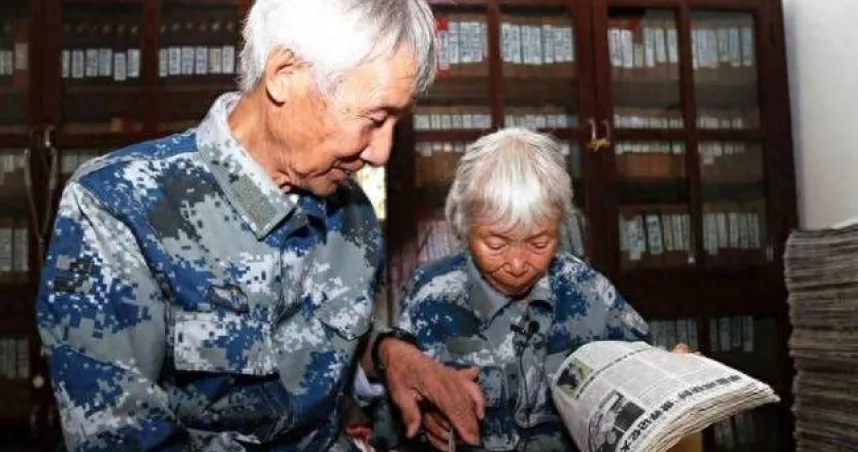 8旬婦「穿66元破鞋」捐款家鄉上千萬　銀行報警攔阻意外曝光她超狂經歷