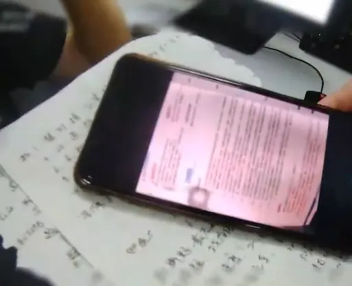 影/駕照筆試「7戰7敗」他動起歪腦筋　偷帶小抄被抓包直接「取消應考資格」