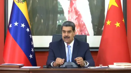 影/港記者「英語提問」遭打斷　委國總統馬杜羅幽默促說中文：這是新世界