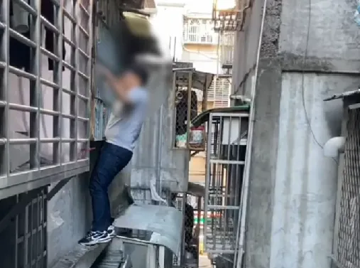 影/看Netflix可月入6位數？詐騙集團學「蜘蛛人」躲套房窗外仍被逮