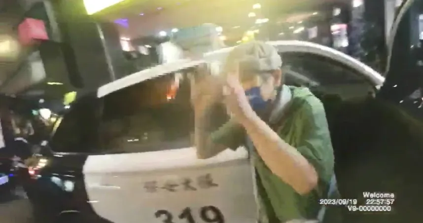 7旬港籍阿嬤來台旅遊跟家人走丟　暖心警查訂房記錄幫團聚