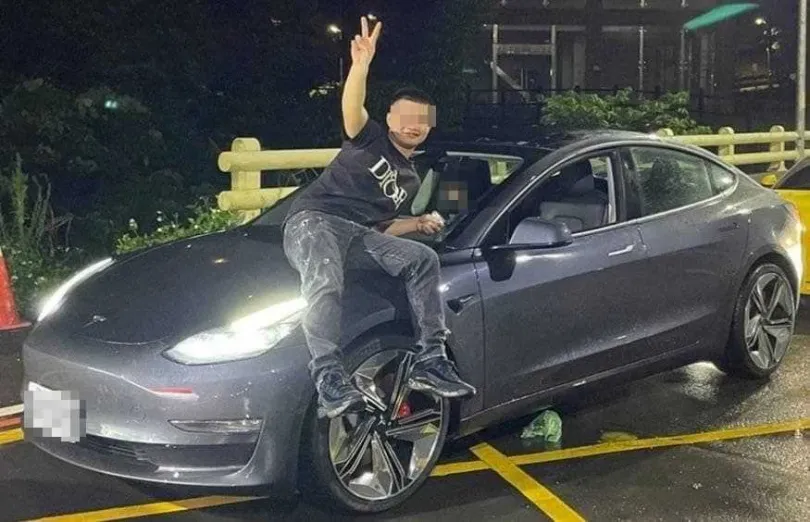 敢吹敢畫大餅！花蓮渣男搶充電樁「拿槍掃射」　遭爆吃穿全靠小三…還打到毀容