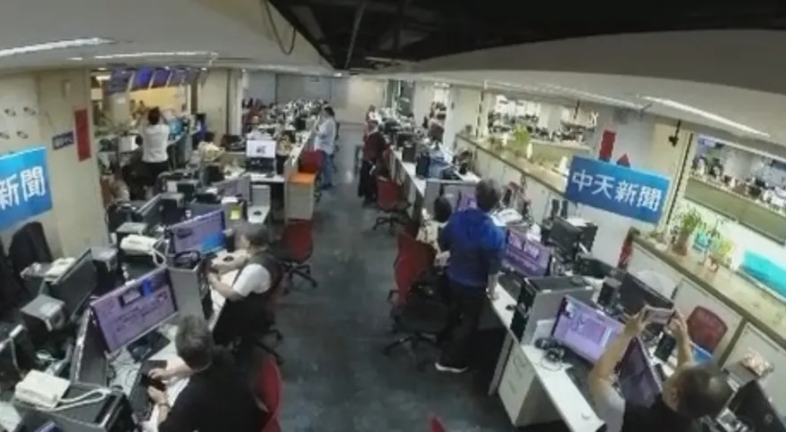 快訊/地牛翻身！東北地區17:06有感地震　國家警報大響