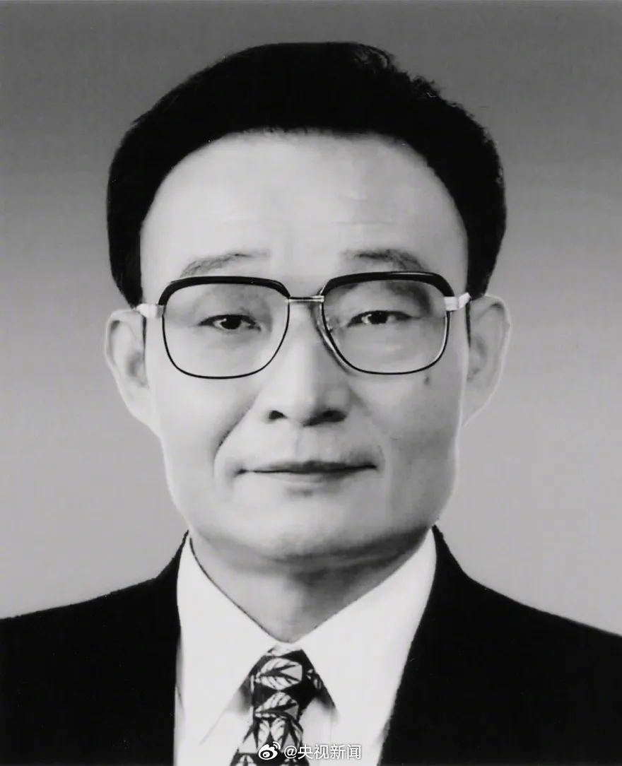 吳邦國遺體在京火化！習近平、趙樂際到場送別　北京天安門等地降半旗