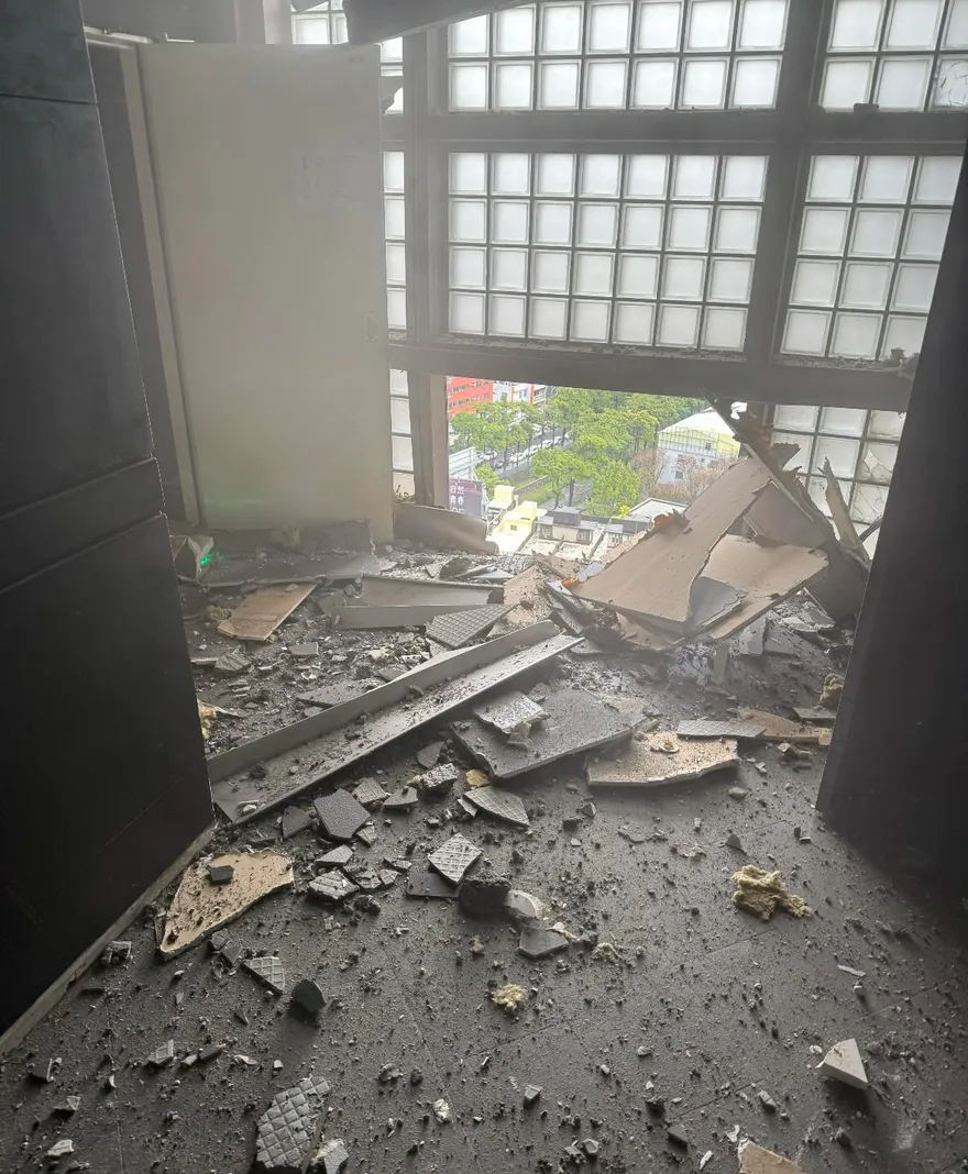 影/跟死神擦肩！他新光三越面試遇爆炸　主管喊「快逃」