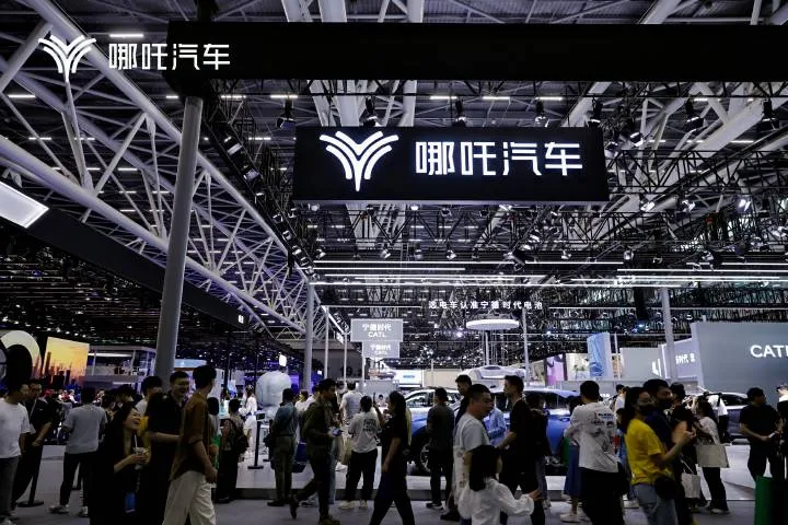 陸知名電動車品牌傳「欠薪17億」　前CEO遭爆「人已在英國」