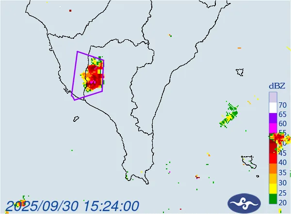 下班帶傘！雷雨猛轟高屏23地　屏東萬丹急發淹水警戒