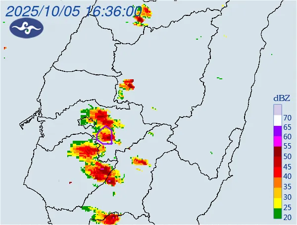 連假國家警報響！4地傍晚遭大雷雨狂炸　一路下到晚上
