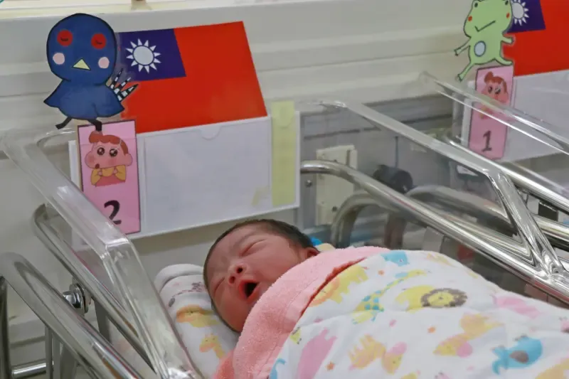 從國慶寶寶看少子化！名醫：數量比去年慘...「今年新生兒恐低於11萬」