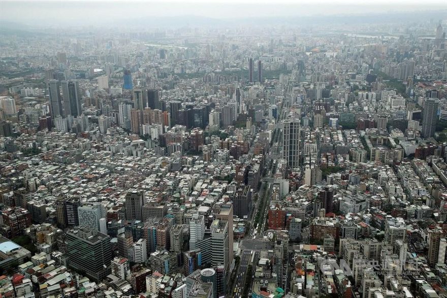 內政部：全國住宅總量破900萬　屋齡逾40年占34%