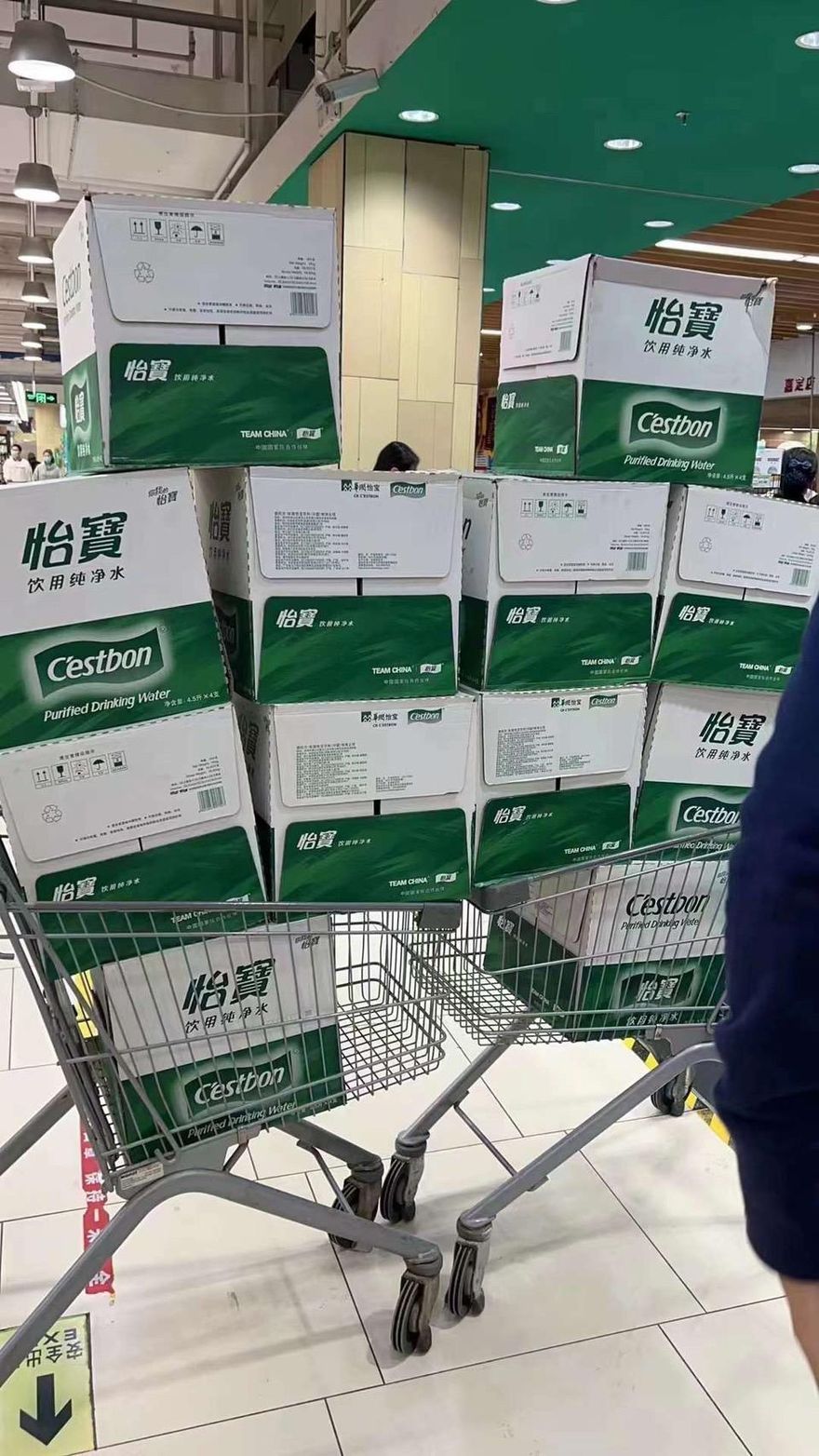 爆限水傳言上海民眾大規模搶水　官方緊急闢謠