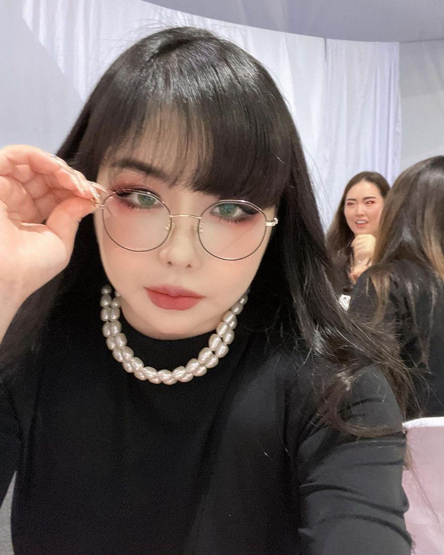 南韓女團2NE1成員朴春曝近況！身形大了好幾號令粉絲擔憂健康！