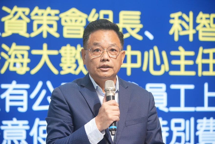 【影】公款私用？林耕仁爆高虹安拿助理加班費當「個人小金庫」　疑發票明細曝光