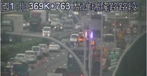 快訊/拖板車掉落鋁錠！國1車流回堵5km　台88線匯入塞爆時速3km